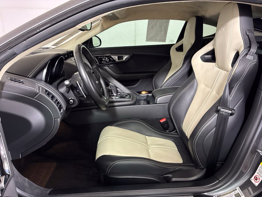 Used 2017 Jaguar F-TYPE R AWD/4WD image 22