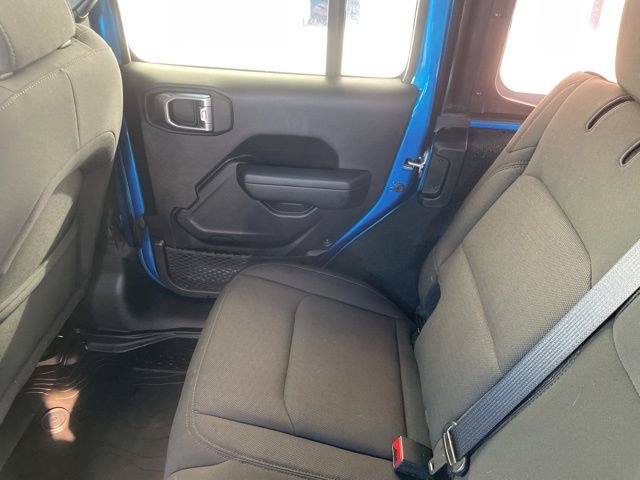 Used 2022 Jeep Wrangler Unlimited Sport image 28