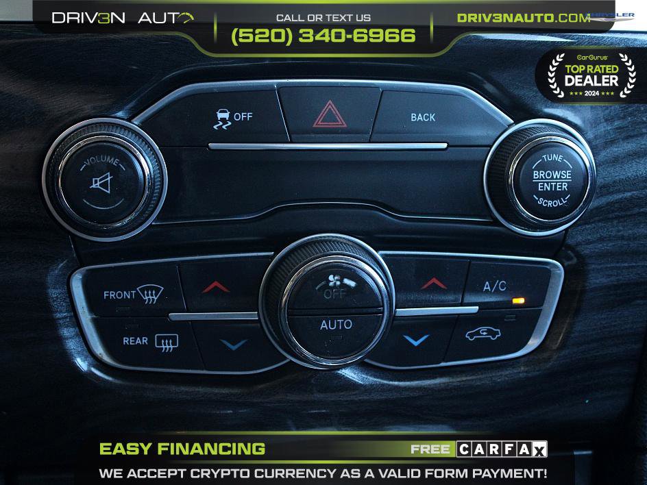 Used 2016 Chrysler 300 Limited image 15