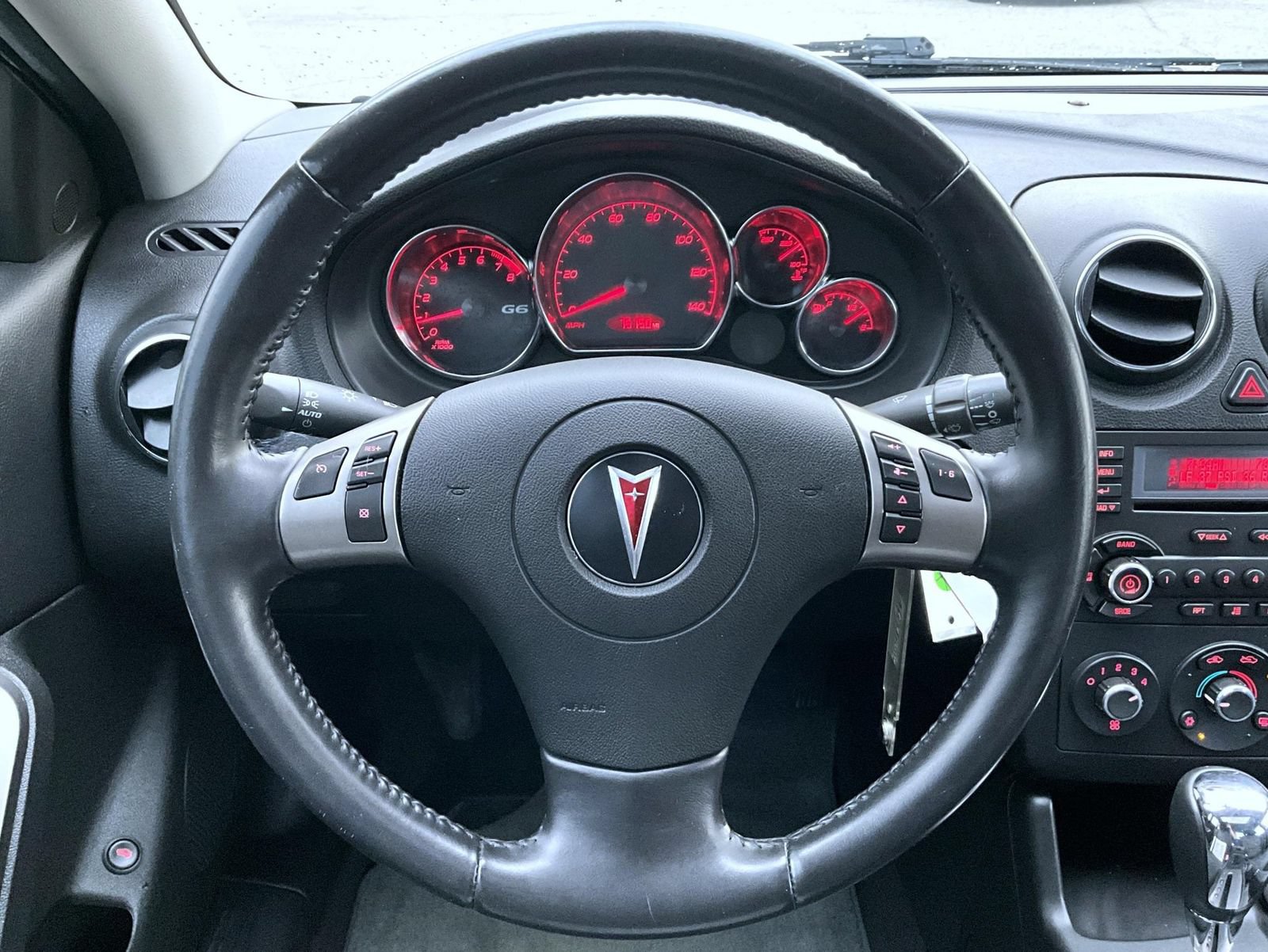 Used 2009 Pontiac G6 Sedan w/ Sun And Sound Package FWD image 12