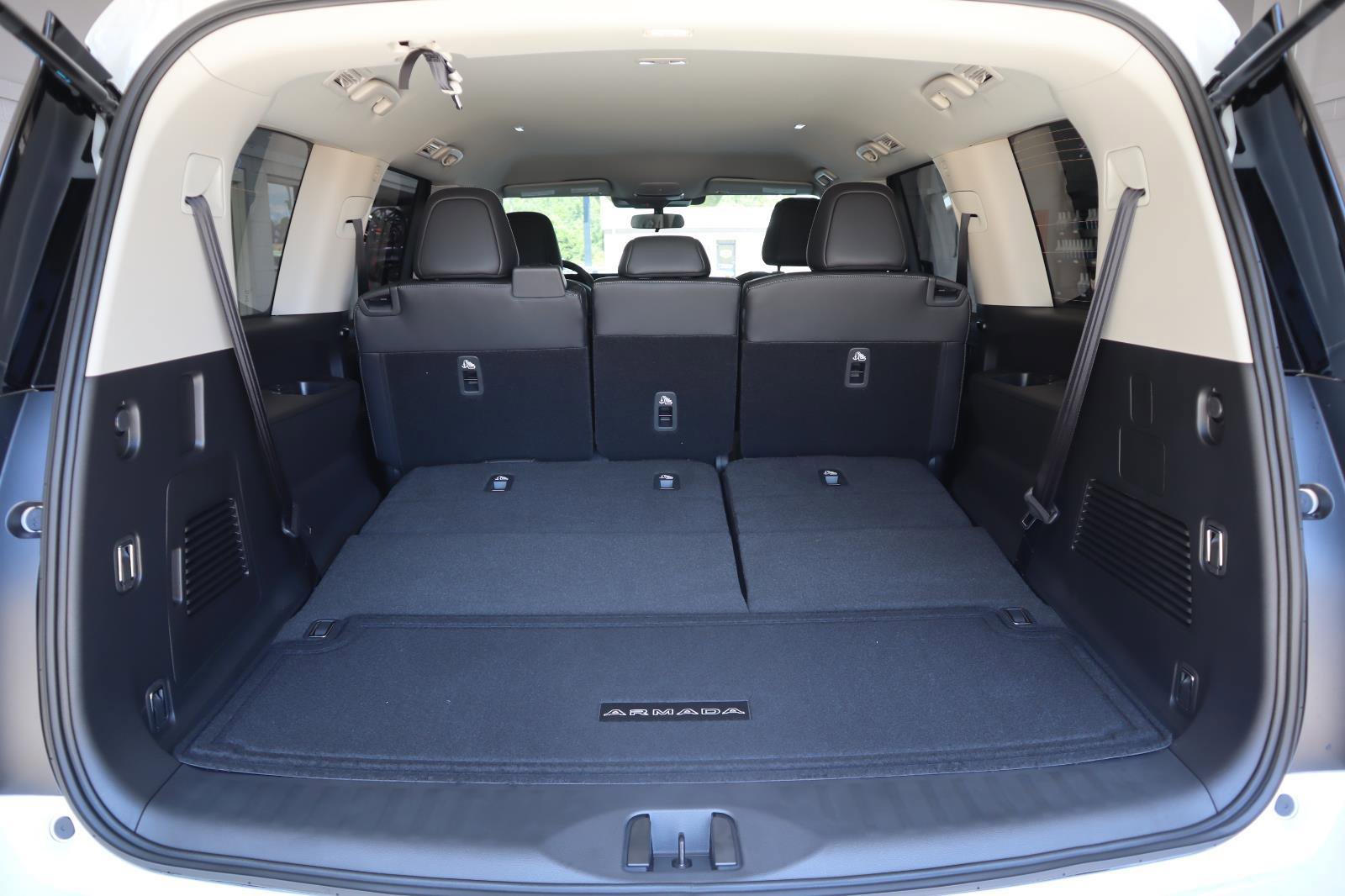 New 2026 Nissan Armada SV image 38