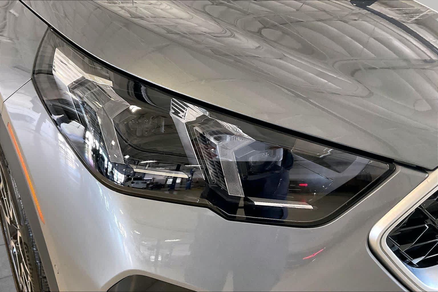 Used 2026 BMW X2 xDrive28i AWD/4WD image 25