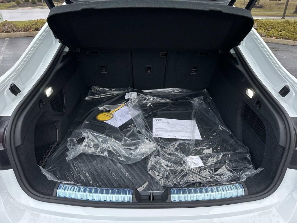 New 2025 Audi A5 2.0T Premium Plus Sedan image 9