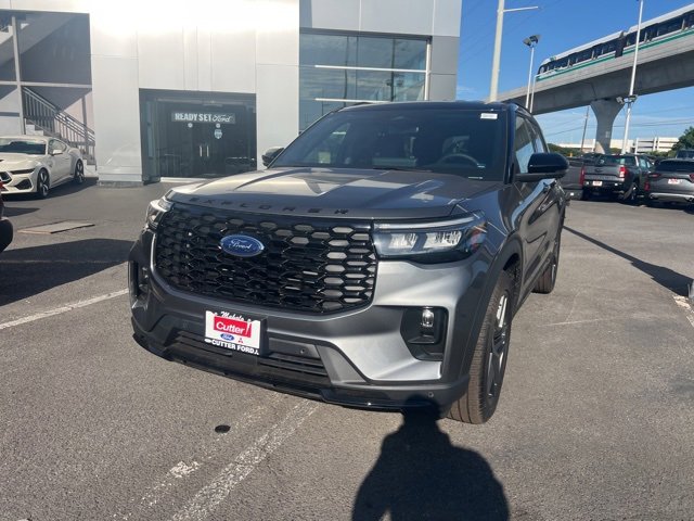 New 2025 Ford Explorer ST-Line w/ Premium Package image 1