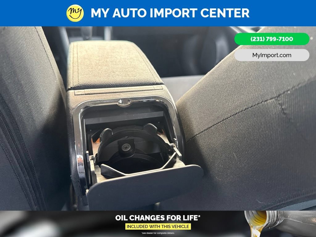 Used 2023 Nissan Versa S w/ Trunk Package FWD image 22