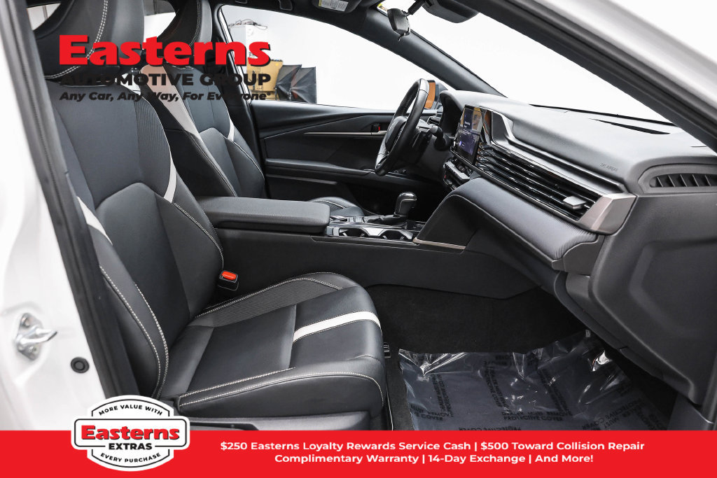 Used 2025 Toyota Camry SE FWD image 22