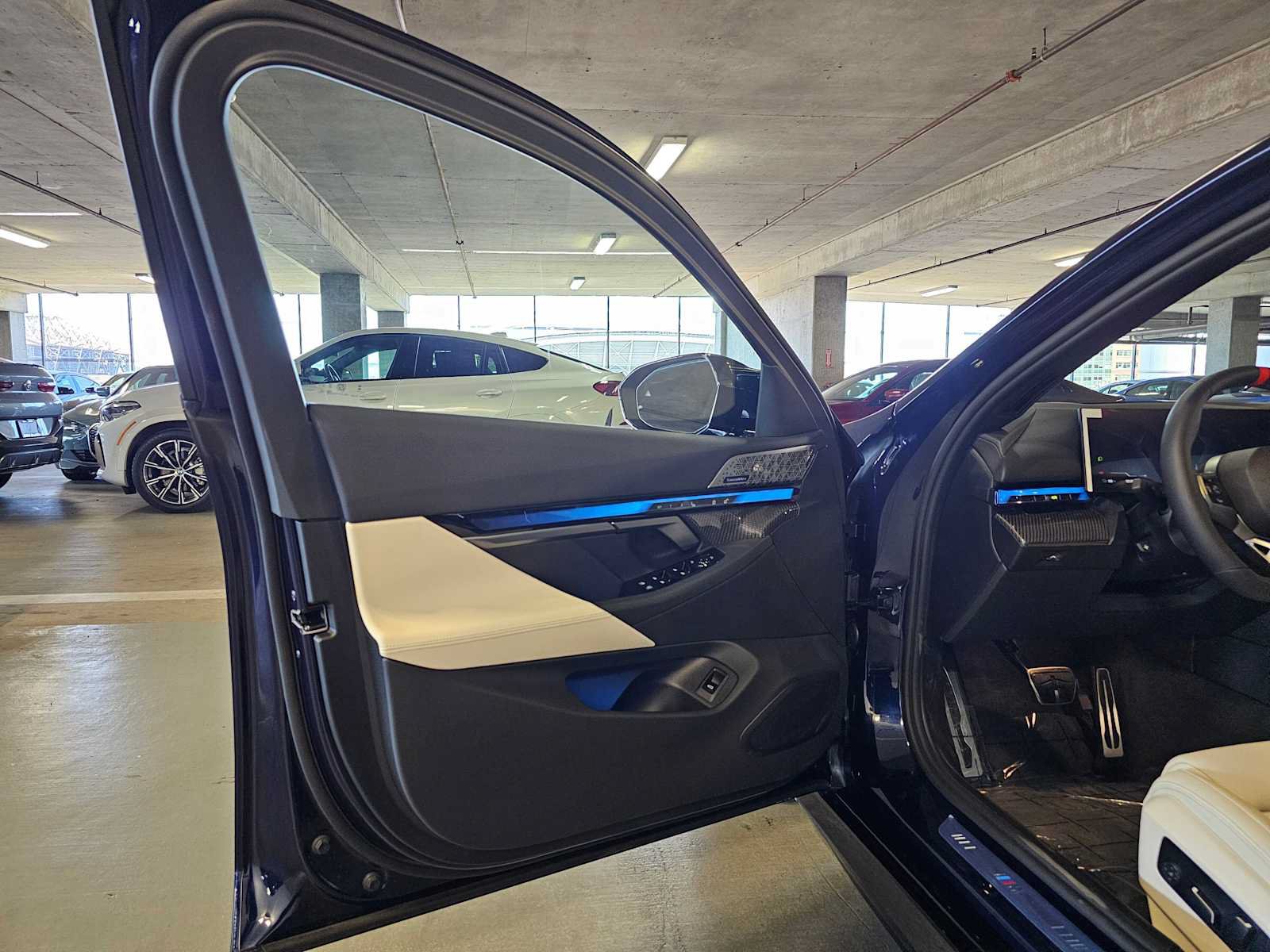 New 2026 BMW i5 M60 w/ Executive Package AWD/4WD image 21