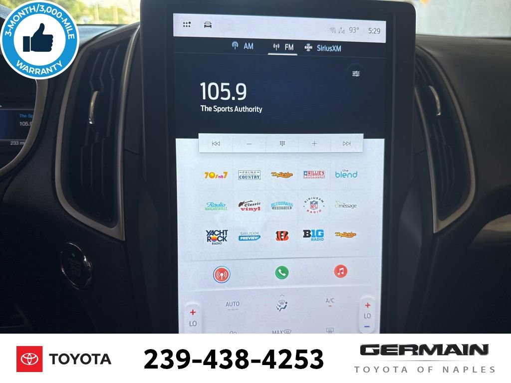 Used 2021 Ford Edge SE FWD image 19