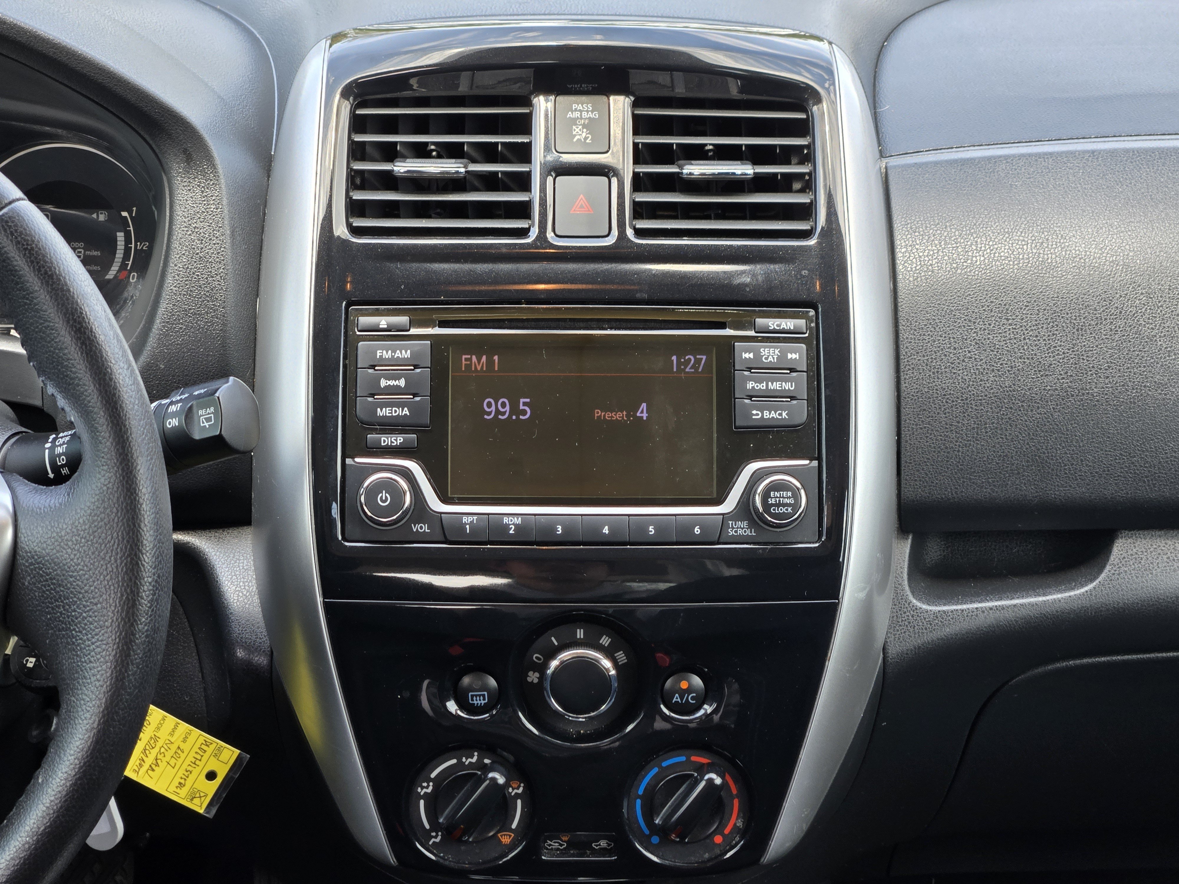 Used 2017 Nissan Versa Note SV w/ SV Appearance Package FWD image 22