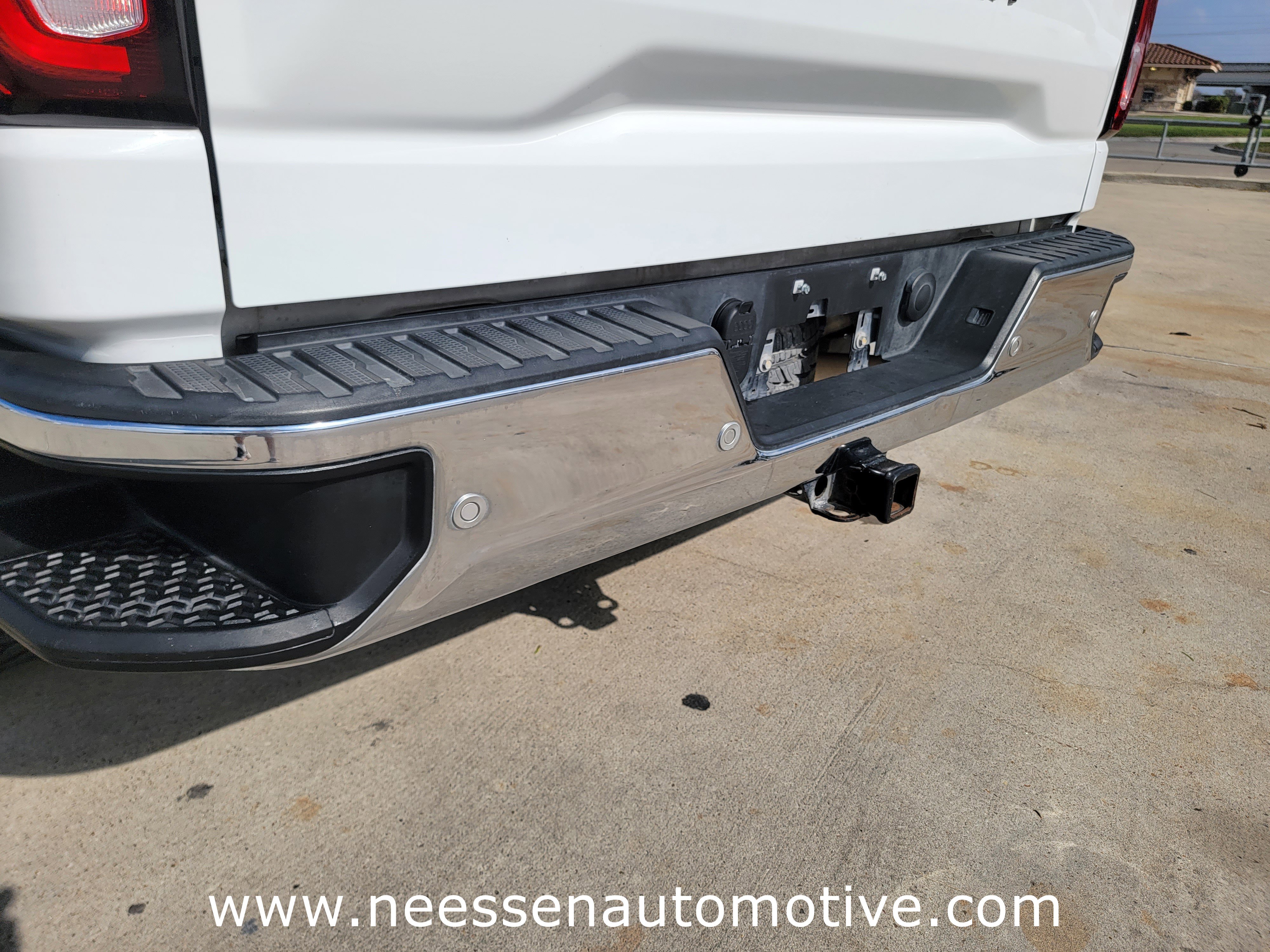 Used 2020 GMC Sierra 1500 2WD Crew Cab w/ Sierra Value Package image 33