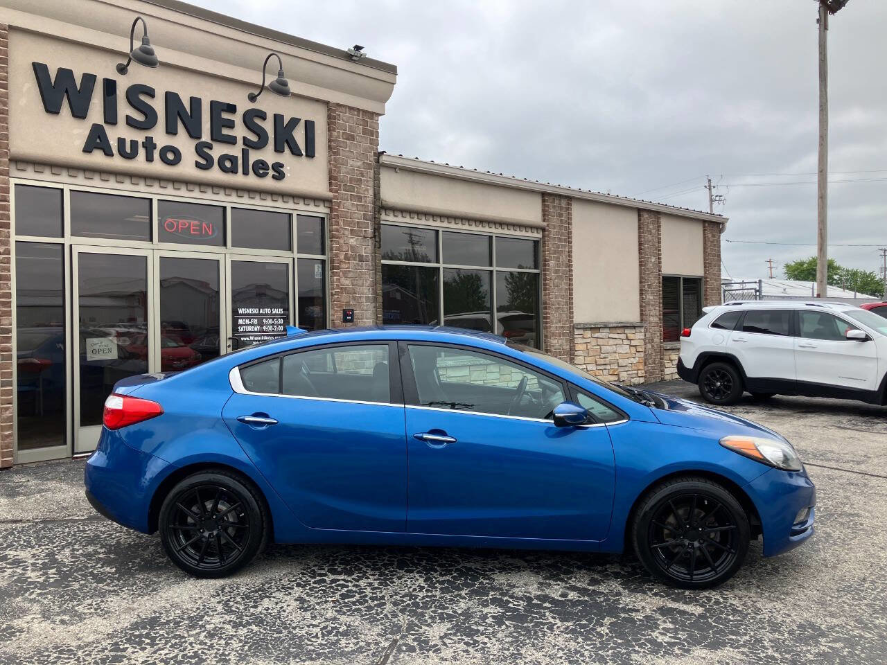 Used 2014 Kia Forte EX image 2