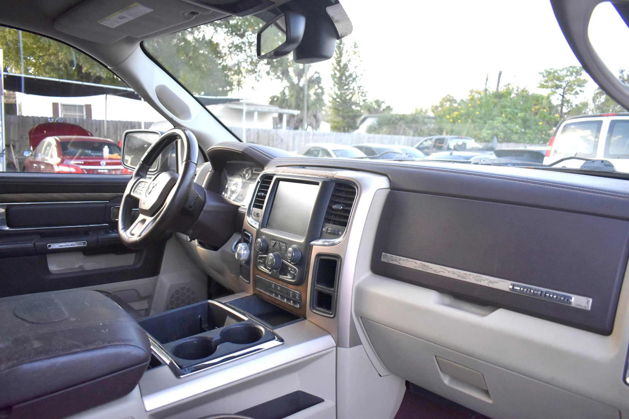 Used 2015 RAM 1500 Laramie Longhorn w/ Convenience Group image 18