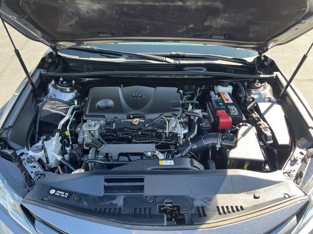 Used 2019 Toyota Camry LE image 11