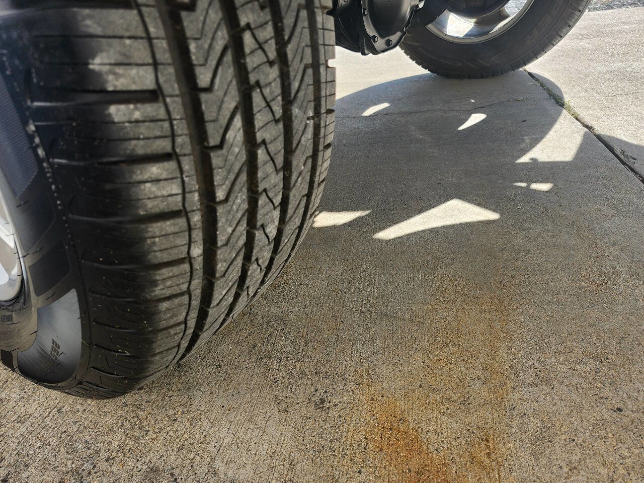 Used 2013 GMC Sierra 1500 SLE w/ Power Tech Package image 27