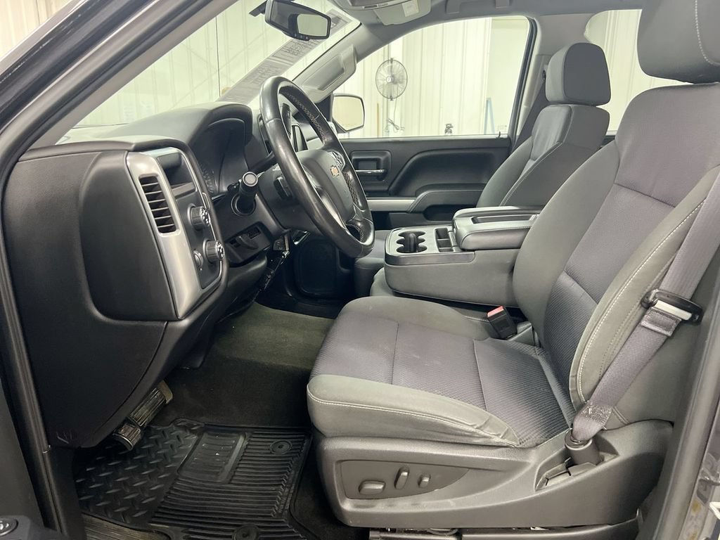 Used 2015 Chevrolet Silverado 1500 LT AWD/4WD image 18