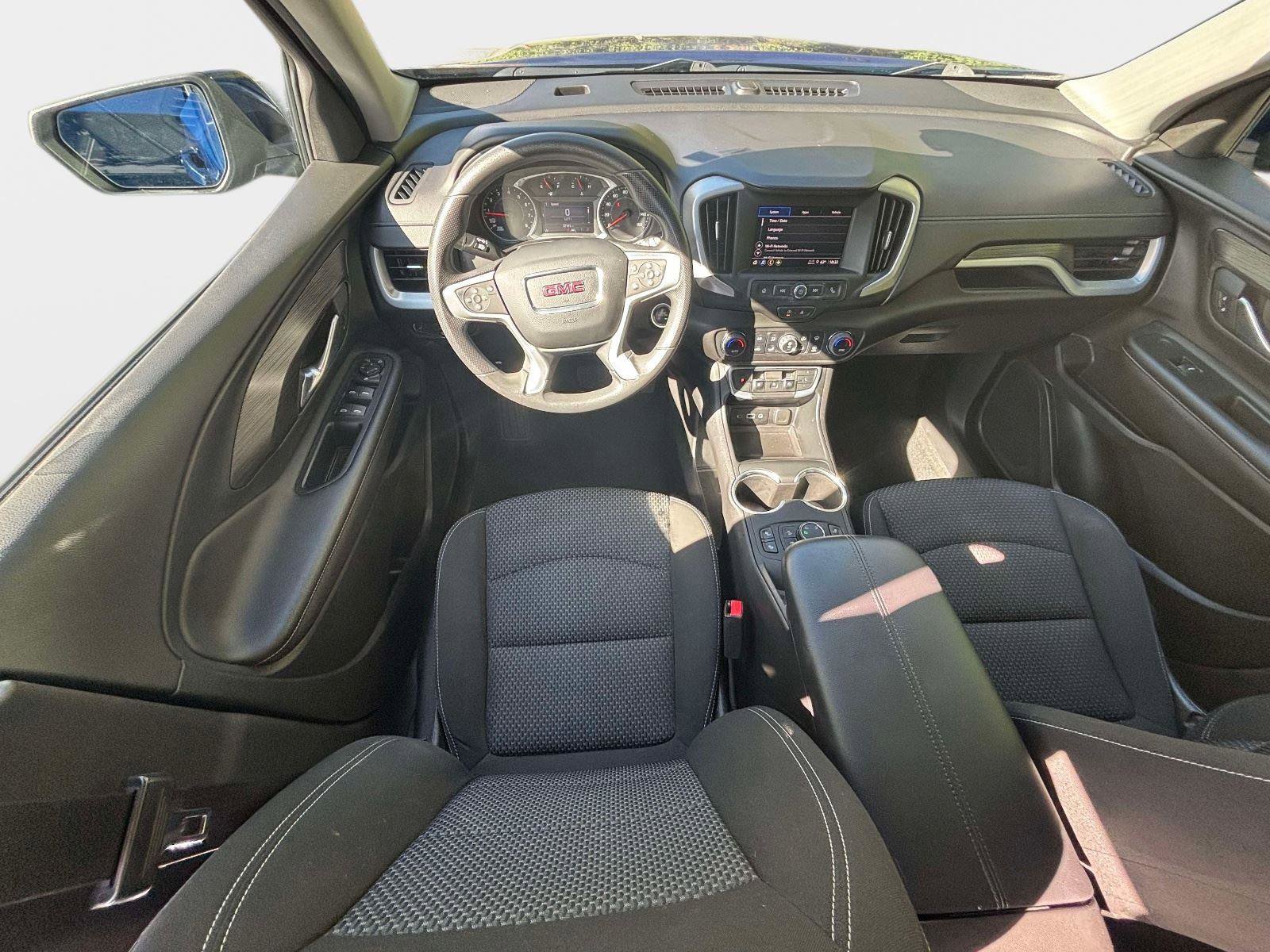 Used 2022 GMC Terrain SLE w/ Driver Convenience Package image 15