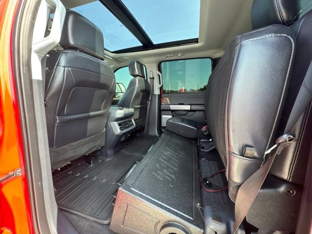 Used 2024 Ford F250 Lariat w/ Lariat Ultimate Package AWD/4WD image 32