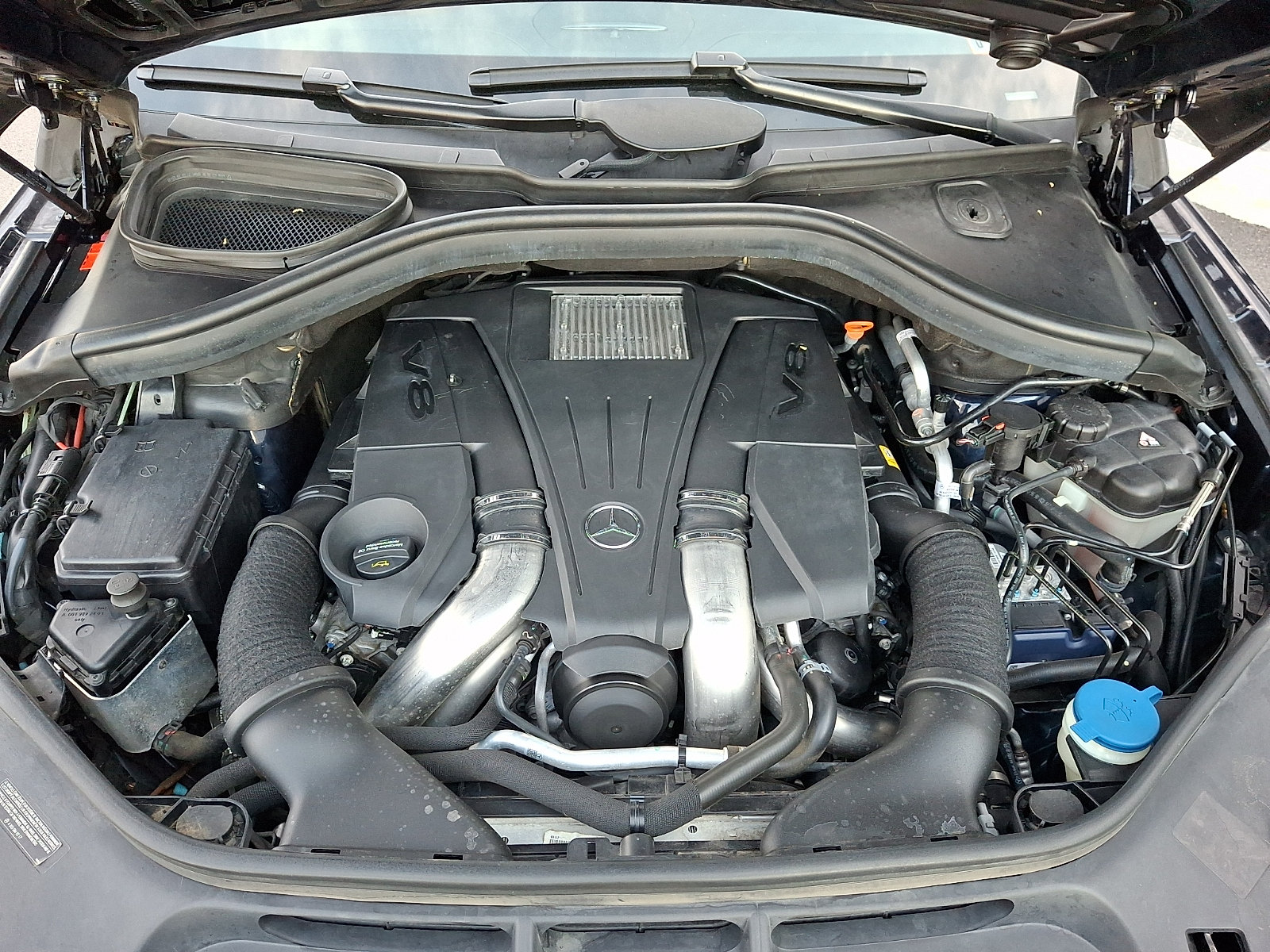 Used 2019 Mercedes-Benz GLS 550 4MATIC image 31