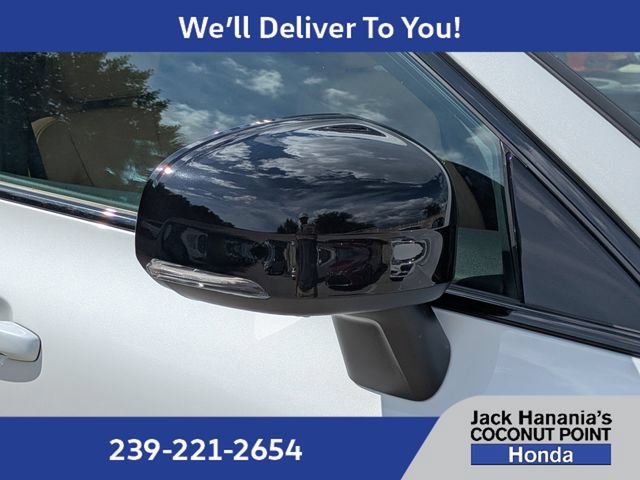 Used 2024 Volvo XC60 B5 Ultimate w/ Protection Package Premier AWD/4WD image 11