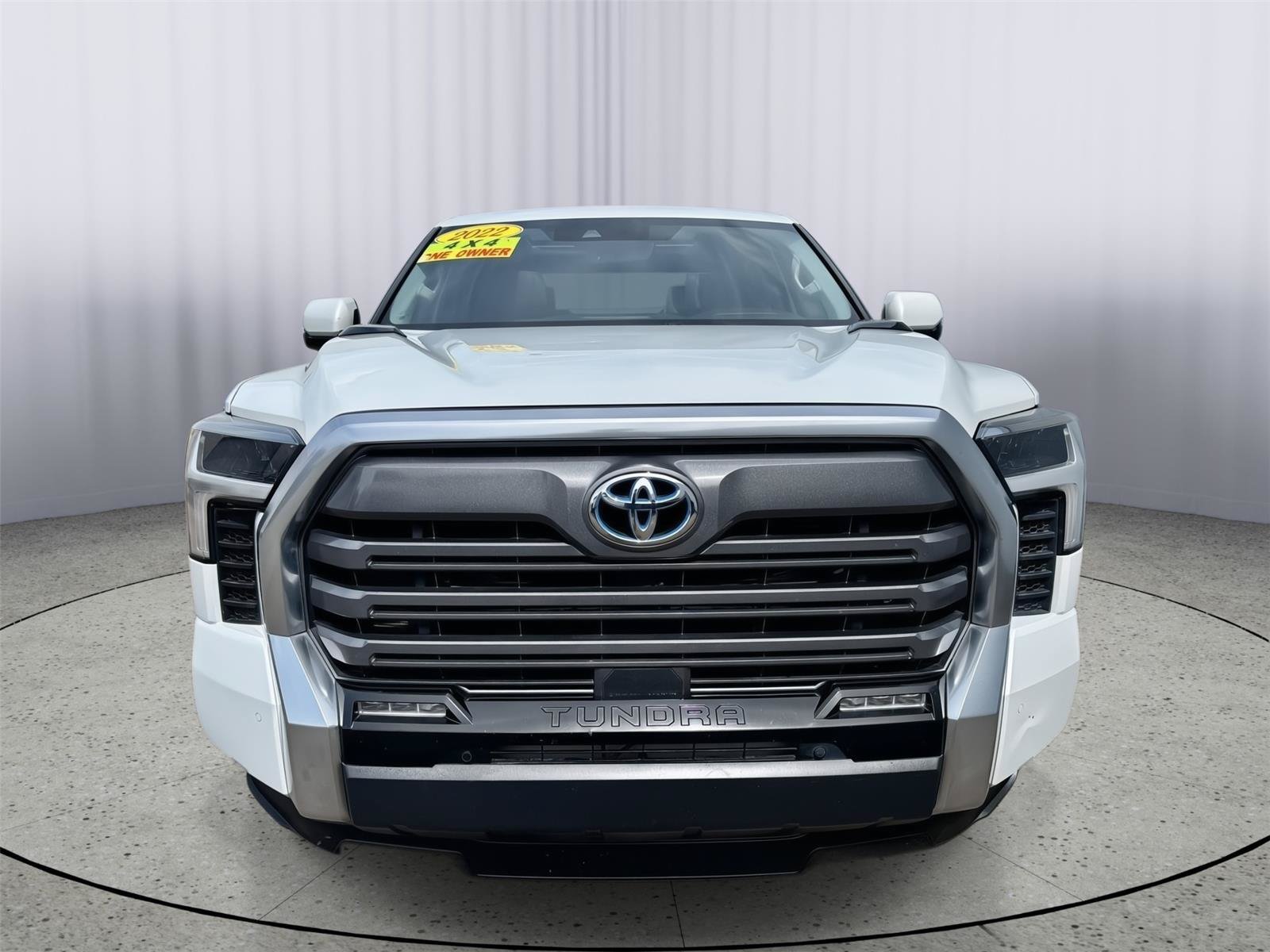 Used 2022 Toyota Tundra Limited w/ Power Package AWD/4WD image 2