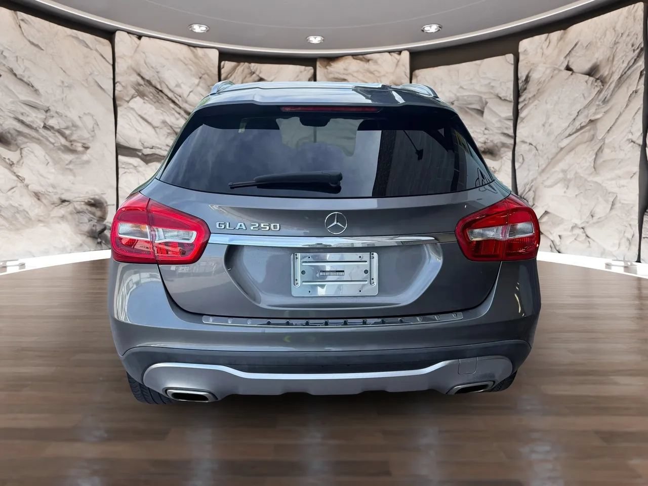 Used 2019 Mercedes-Benz GLA 250 w/ Premium Package image 4