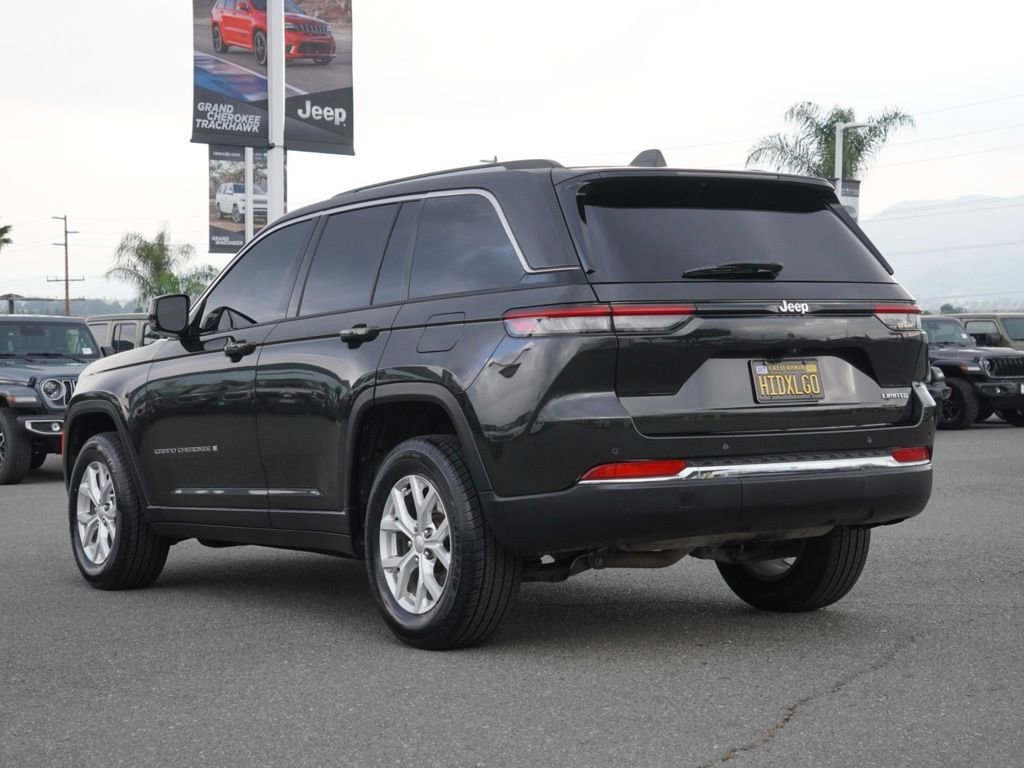 Used 2023 Jeep Grand Cherokee Limited image 6
