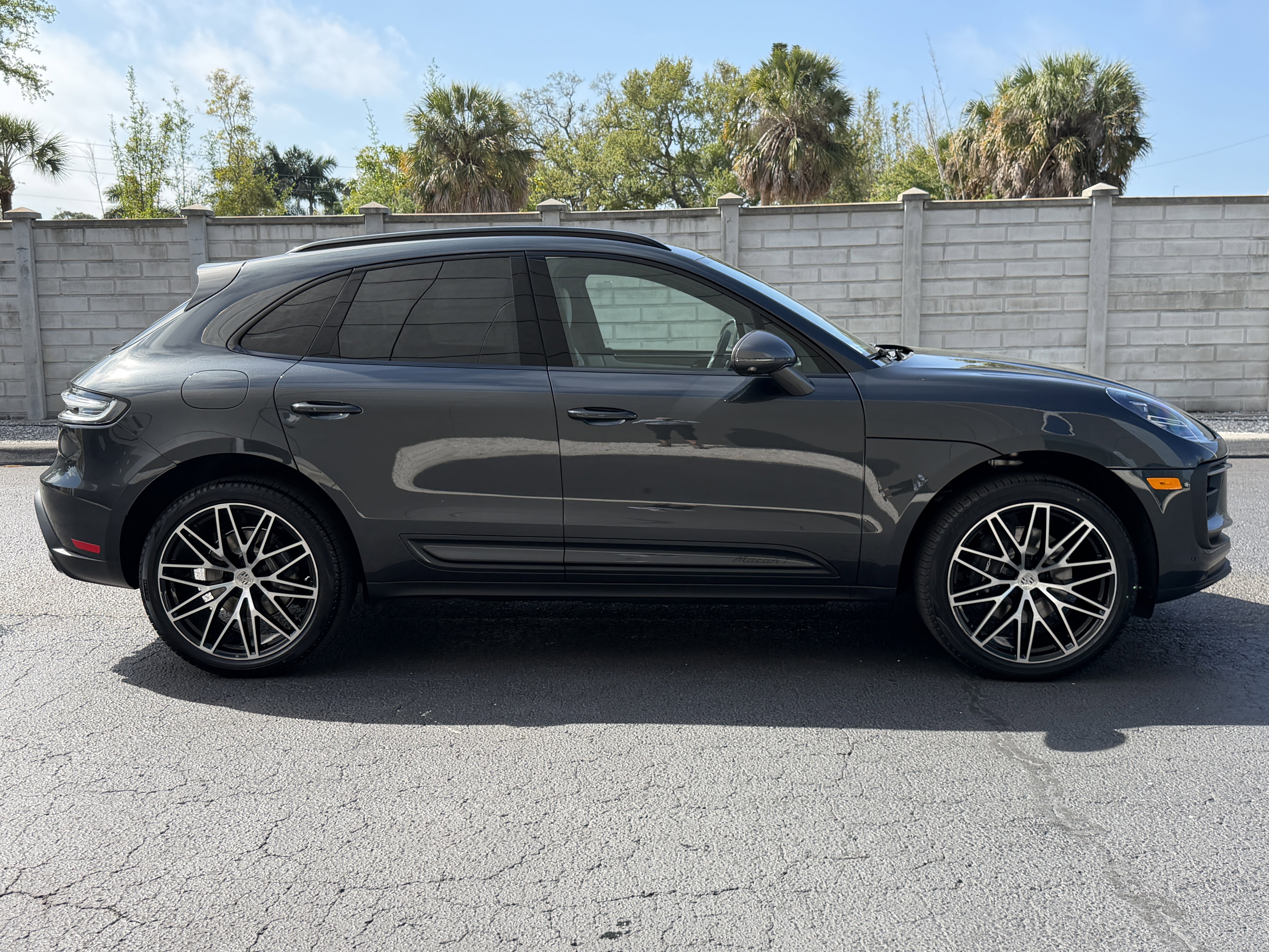 New 2026 Porsche Macan Turbo image 7