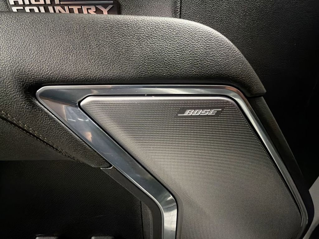 Certified 2024 Chevrolet Silverado 1500 High Country w/ Technology Package image 25