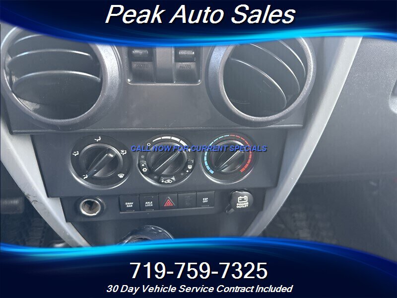 Used 2007 Jeep Wrangler Rubicon w/ PWR Convenience Group AWD/4WD image 14