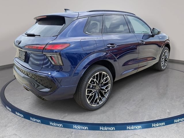 New 2026 Audi Q3 quattro 2.0T AWD/4WD image 3