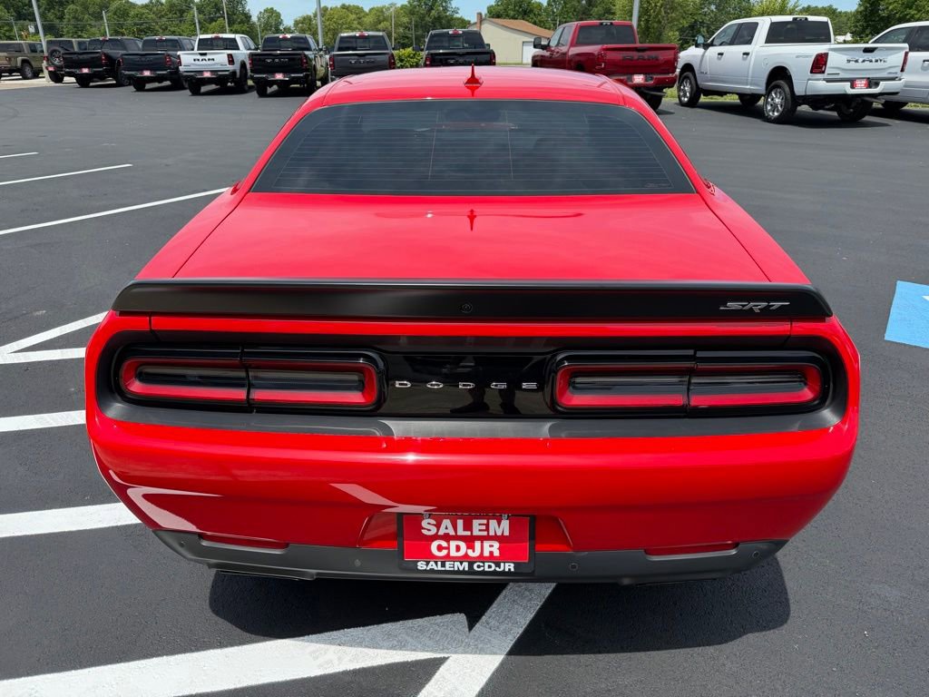 Used 2015 Dodge Challenger SRT Hellcat RWD image 6