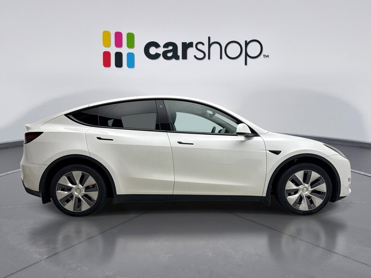 Used 2022 Tesla Model Y Long Range image 6