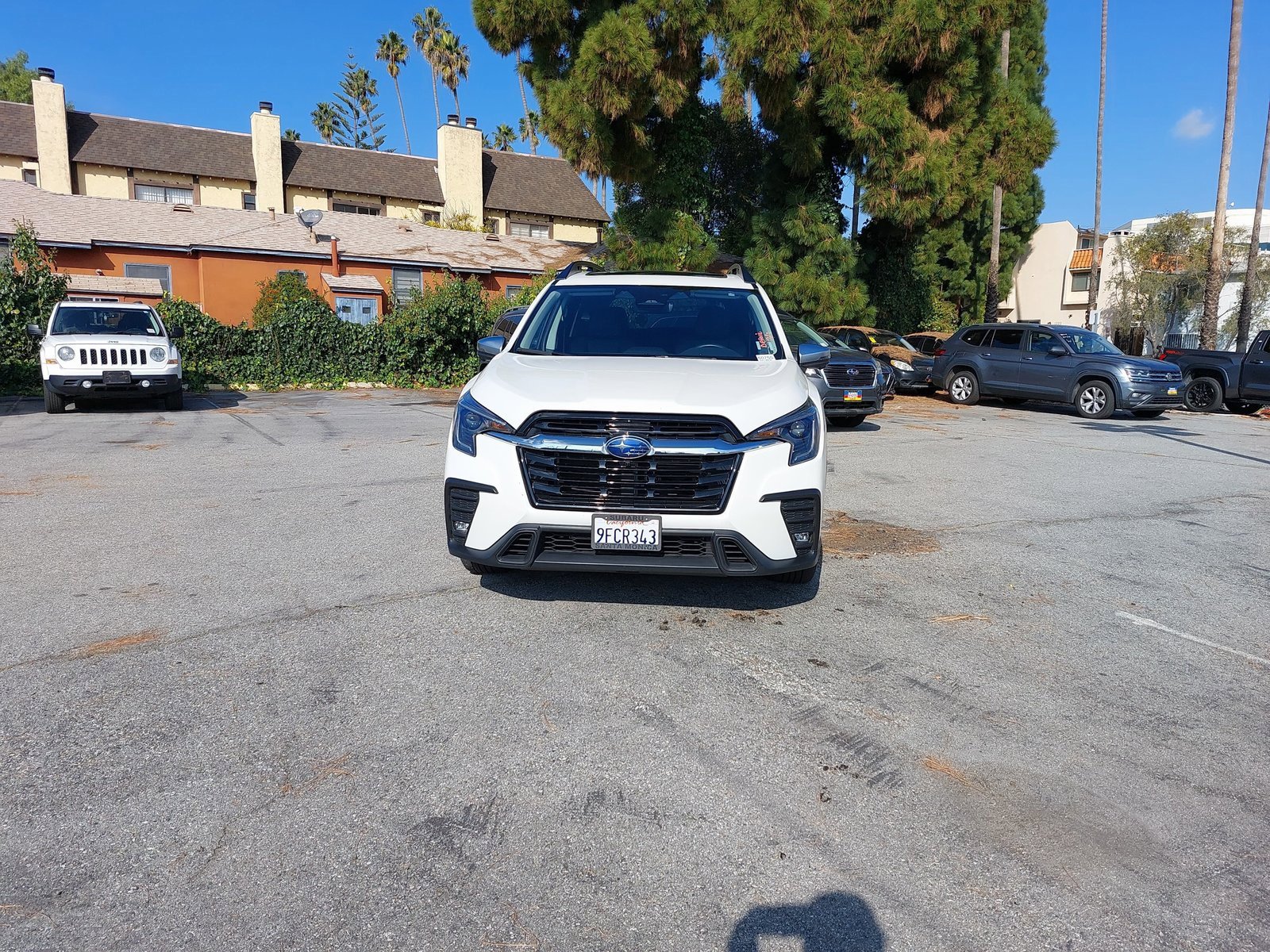 Used 2023 Subaru Ascent Limited w/ Technology Package image 2