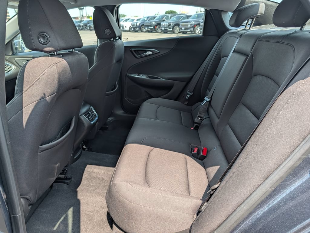 Used 2019 Chevrolet Malibu LT FWD image 15