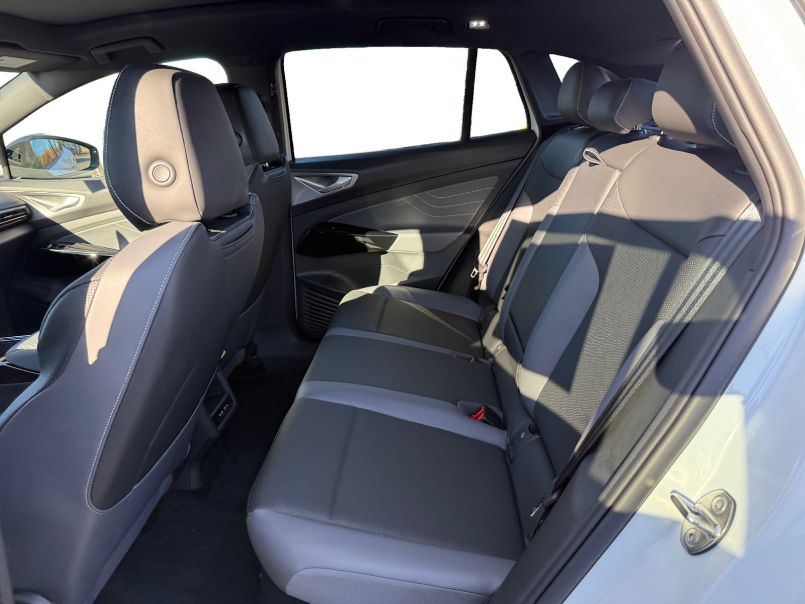New 2026 Volkswagen ID.4 Pro S RWD image 16