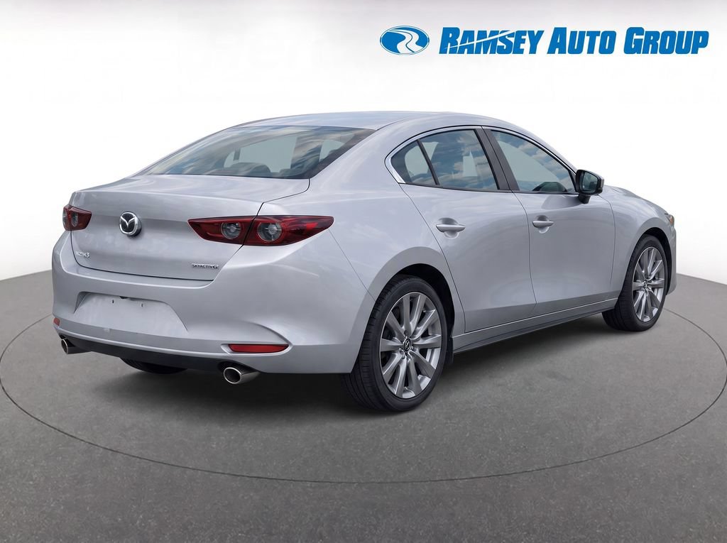 Used 2023 MAZDA MAZDA3 s FWD image 4