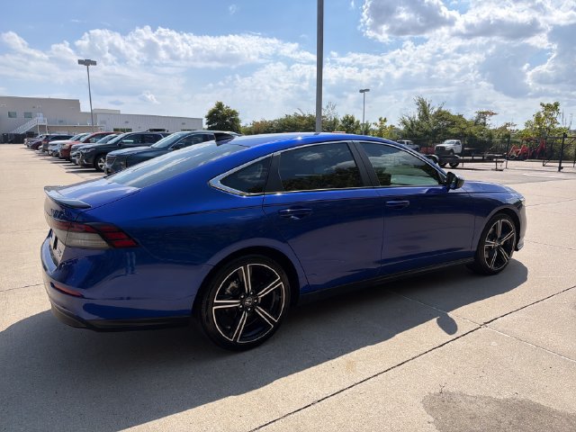 Certified 2025 Honda Accord Sport image 5