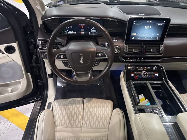 Used 2021 Lincoln Navigator Black Label AWD/4WD image 34