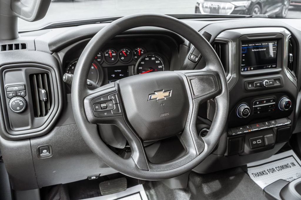 Used 2025 Chevrolet Silverado 1500 W/T RWD image 9