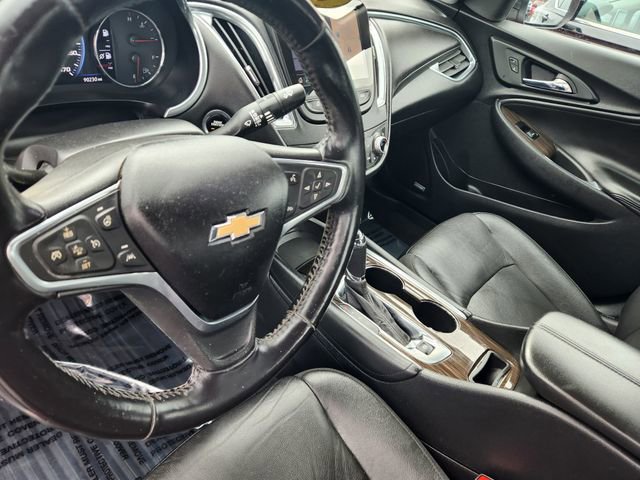 Used 2019 Chevrolet Malibu Premier w/ Sun and Wheel Package image 13