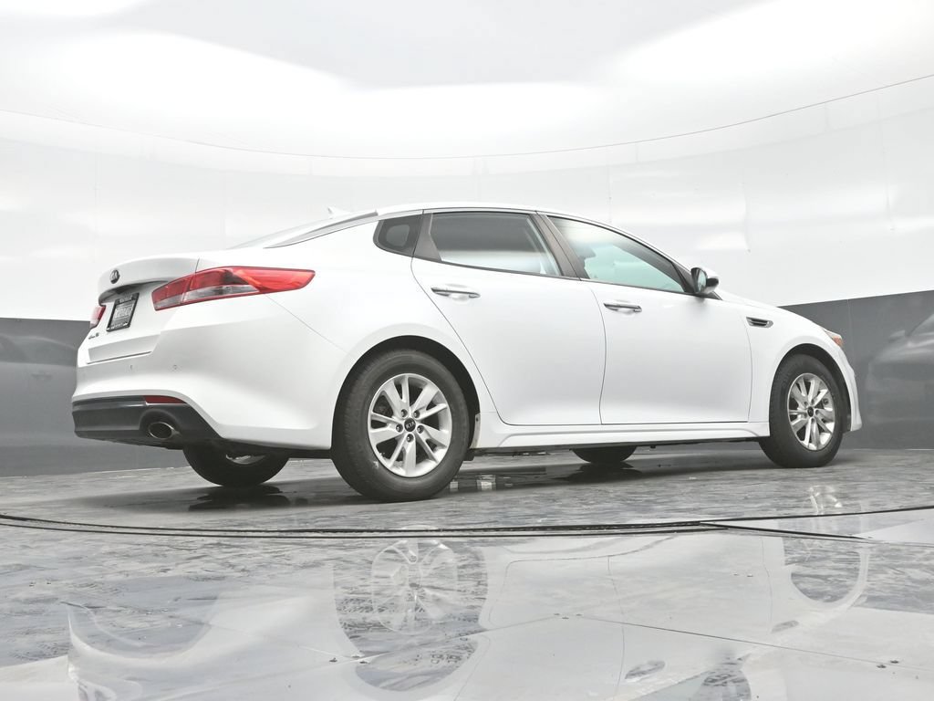 Used 2018 Kia Optima LX FWD image 35