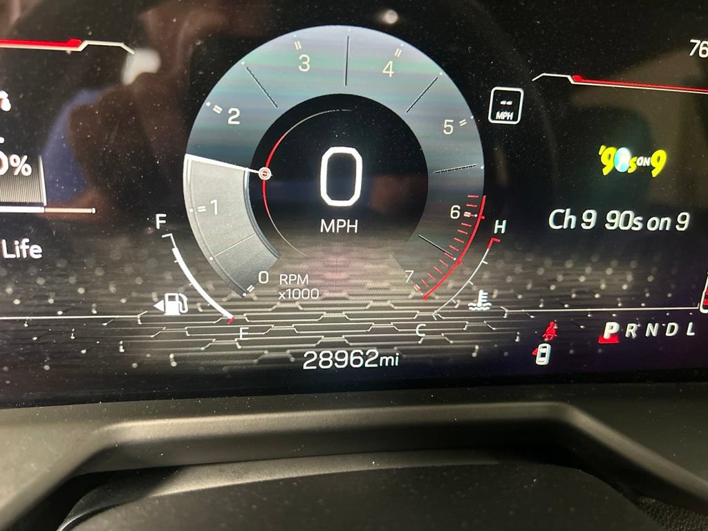 Used 2025 GMC Acadia Elevation FWD image 4