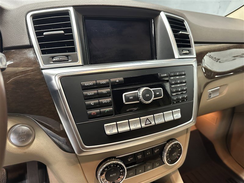 Used 2015 Mercedes-Benz ML 250 BlueTEC 4MATIC image 23