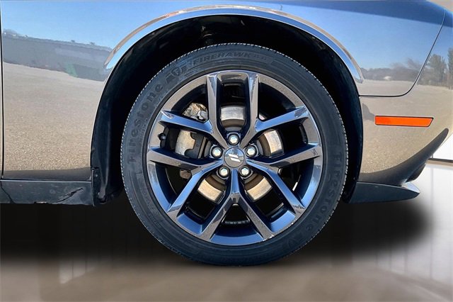 Used 2021 Dodge Challenger SXT w/ Plus Package image 23