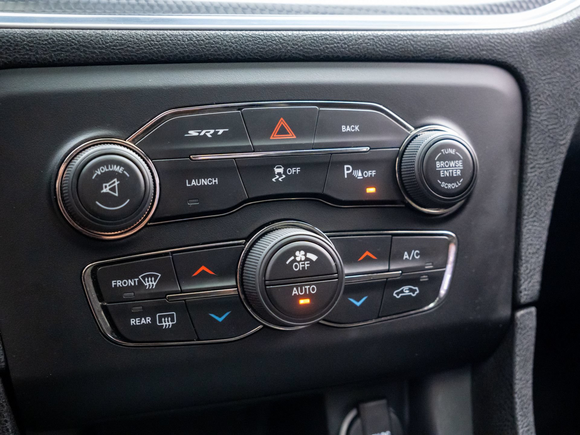Used 2015 Dodge Charger SRT Hellcat w/ Harman/Kardon Audio Group RWD image 28