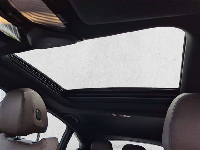 Used 2023 BMW i4 eDrive35 w/ Premium Package RWD image 16