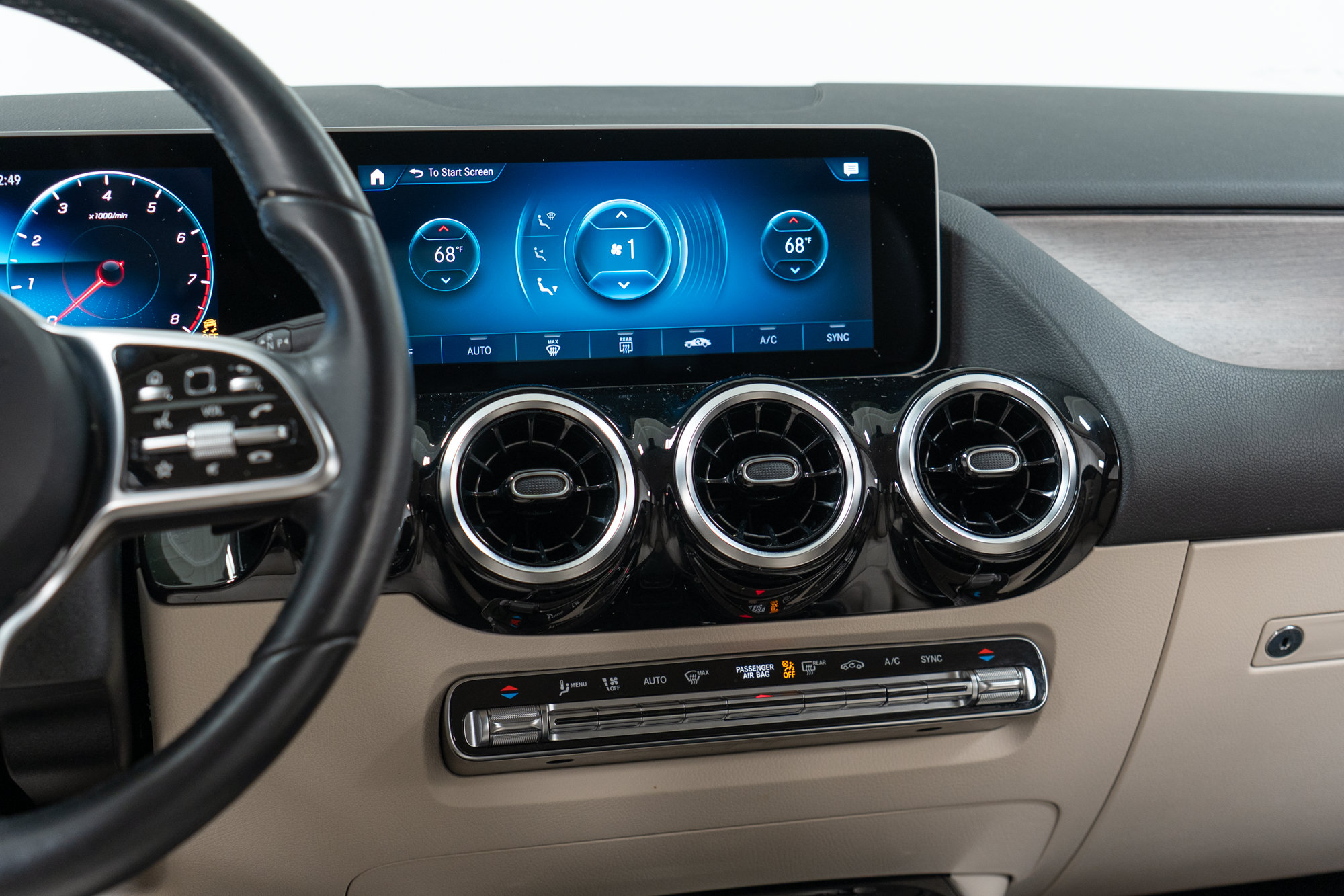 Used 2021 Mercedes-Benz GLA 250 4MATIC image 19