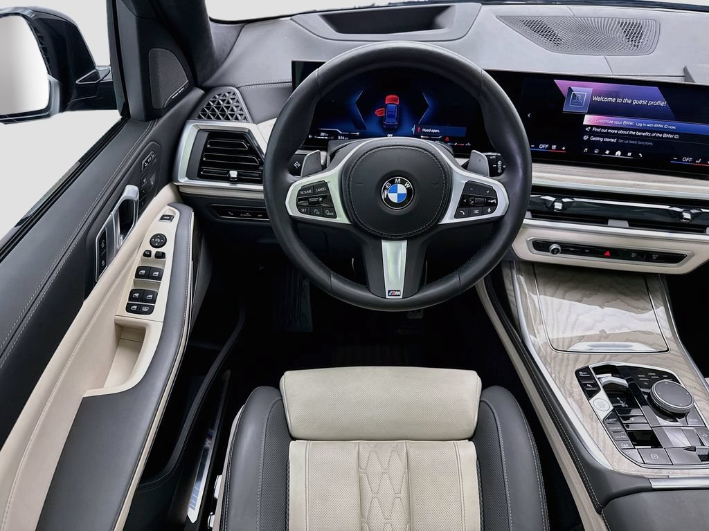 Certified 2026 BMW X7 xDrive40i w/ M Sport Package AWD/4WD image 10