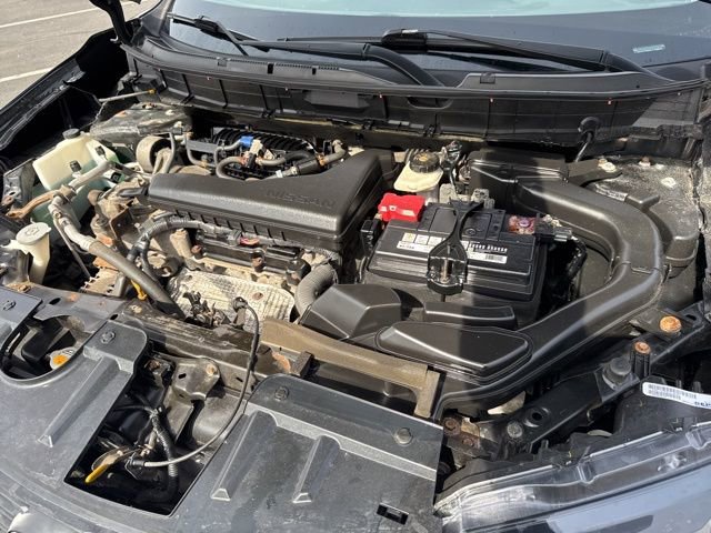 Used 2020 Nissan Rogue SV image 28