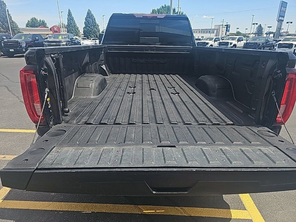 Used 2020 GMC Sierra 3500 Denali w/ Denali Ultimate Package image 32